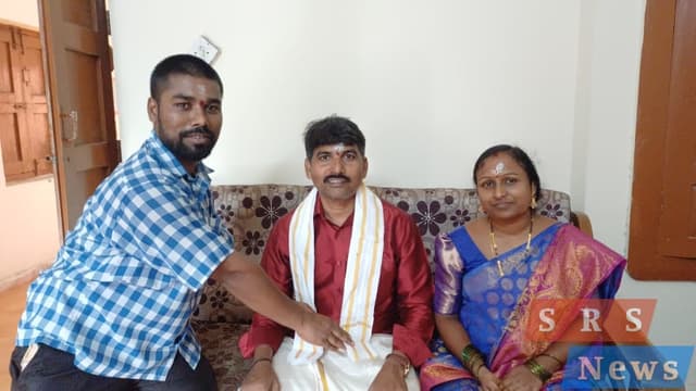 చదువు చెప్పిన గురువుని సన్మానించిన ఓదెల నరేష్...