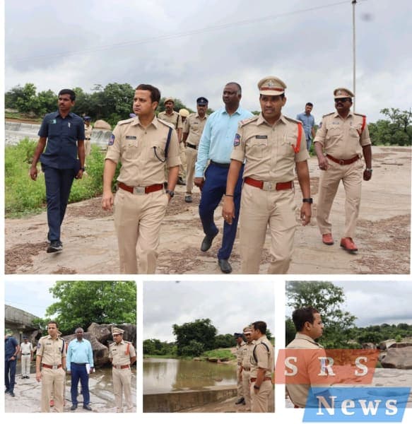 వర్షాల కారణంగా ప్రజలు అప్రమత్తంగా ఉండాలి.....  తాడ్వాయి మండలంలోని సంతాయిపేట గ్రామ భీమేశ్వర ఆలయం వద్ద వరద ప్రవాహాన్ని పరిశీలించిన జిల్లా ఎస్పీ యం.రాజేష్ చంద్ర.. 